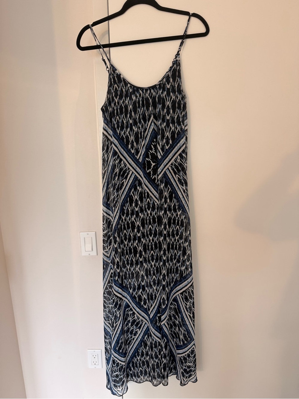 Express Navy and White Patterned Maxi Dress